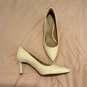 Rockport Pointed-Toe Heels